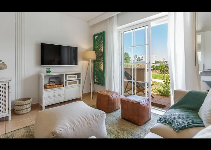 Garden By The Sea - Palmtree Place *