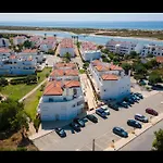 Garden By The Sea - Palmtree Place